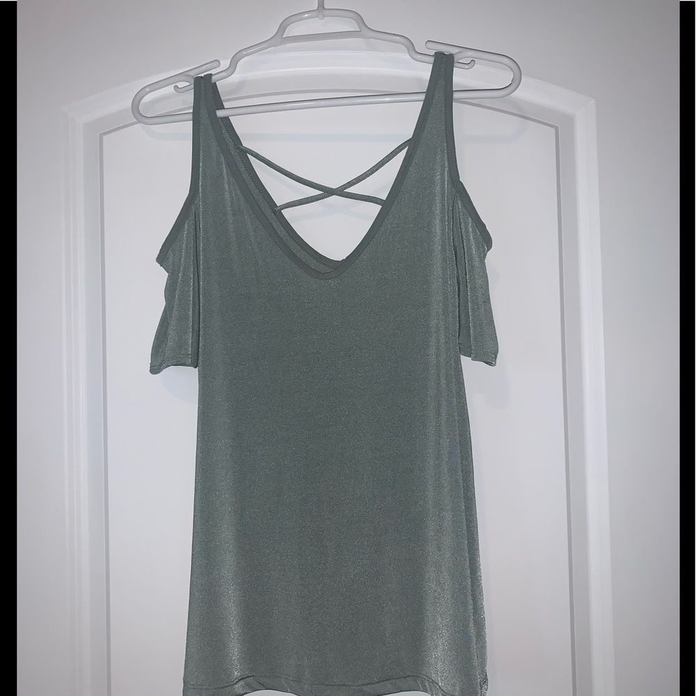 Women’s shirt